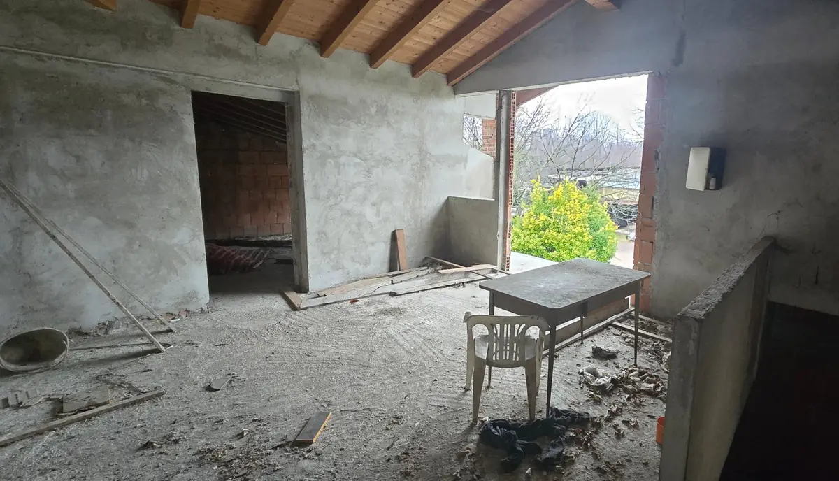 Rustico con progetto residenziale a Fagnano Olona – foto 2